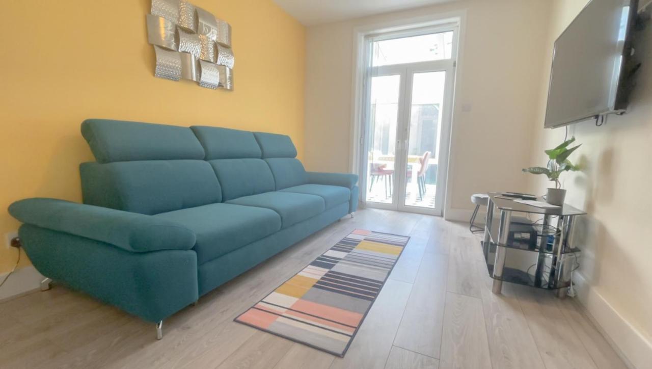 Large 3 Bedroom & 2 Bath - Ground Floor With Parking Bournemouth Eksteriør bilde